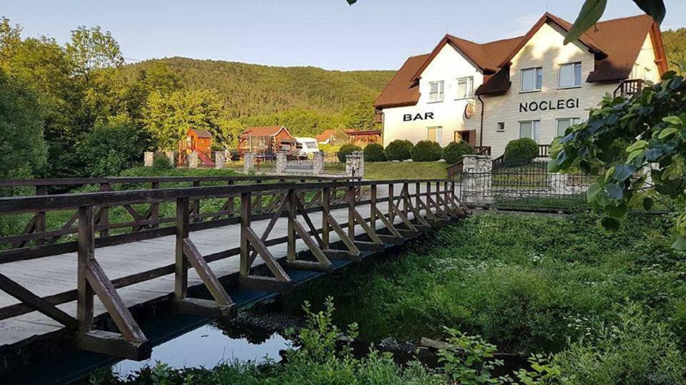 Zajazd Ponikiew - Noclegi Wadowice Kültér fotó